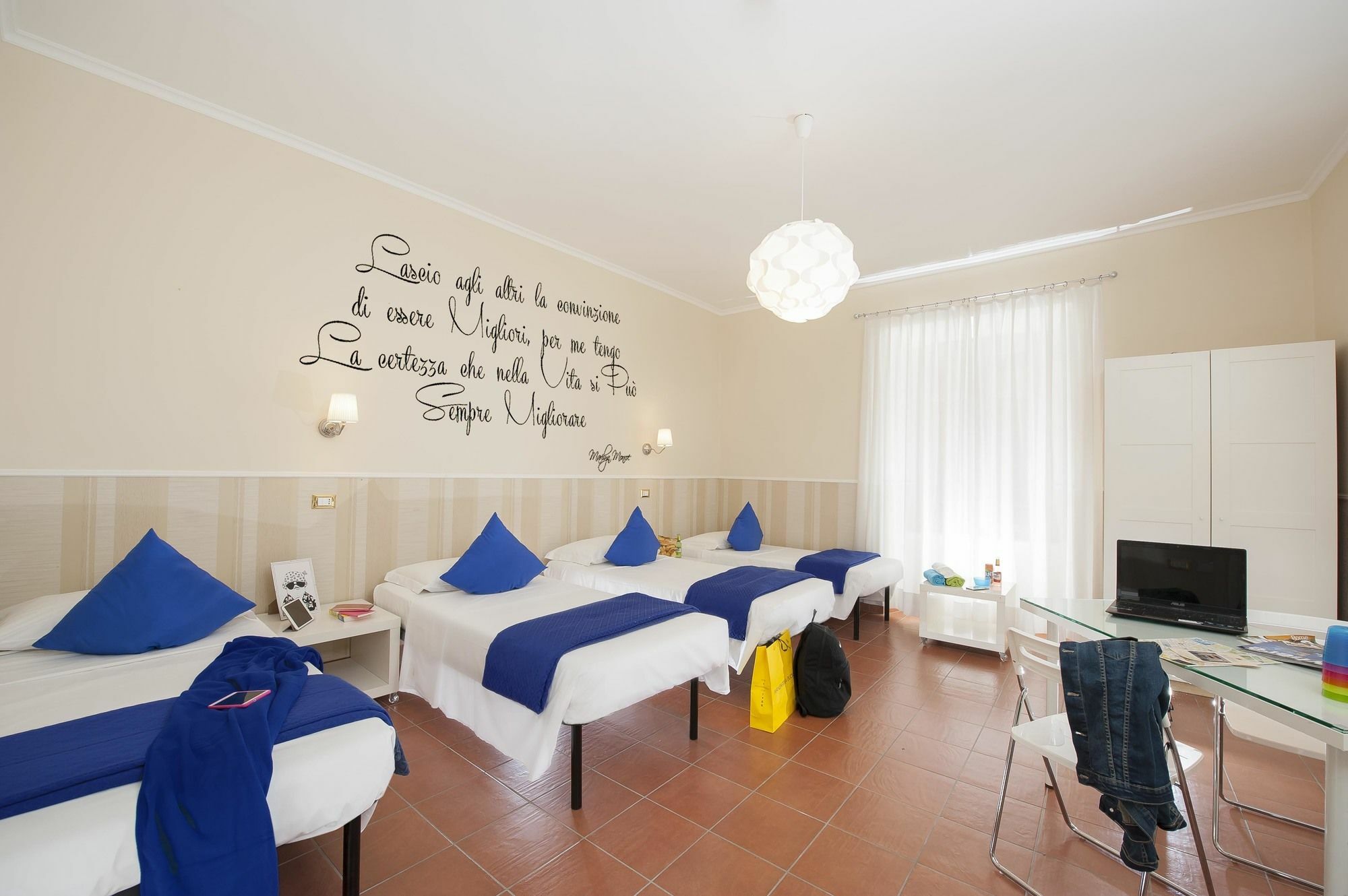 Hostal Budget Des Arts